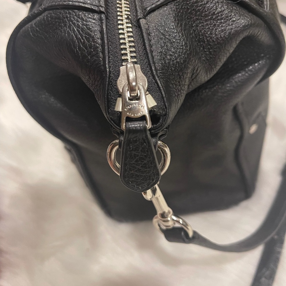 Black Leather Coach Purse - Picture 5 of 14